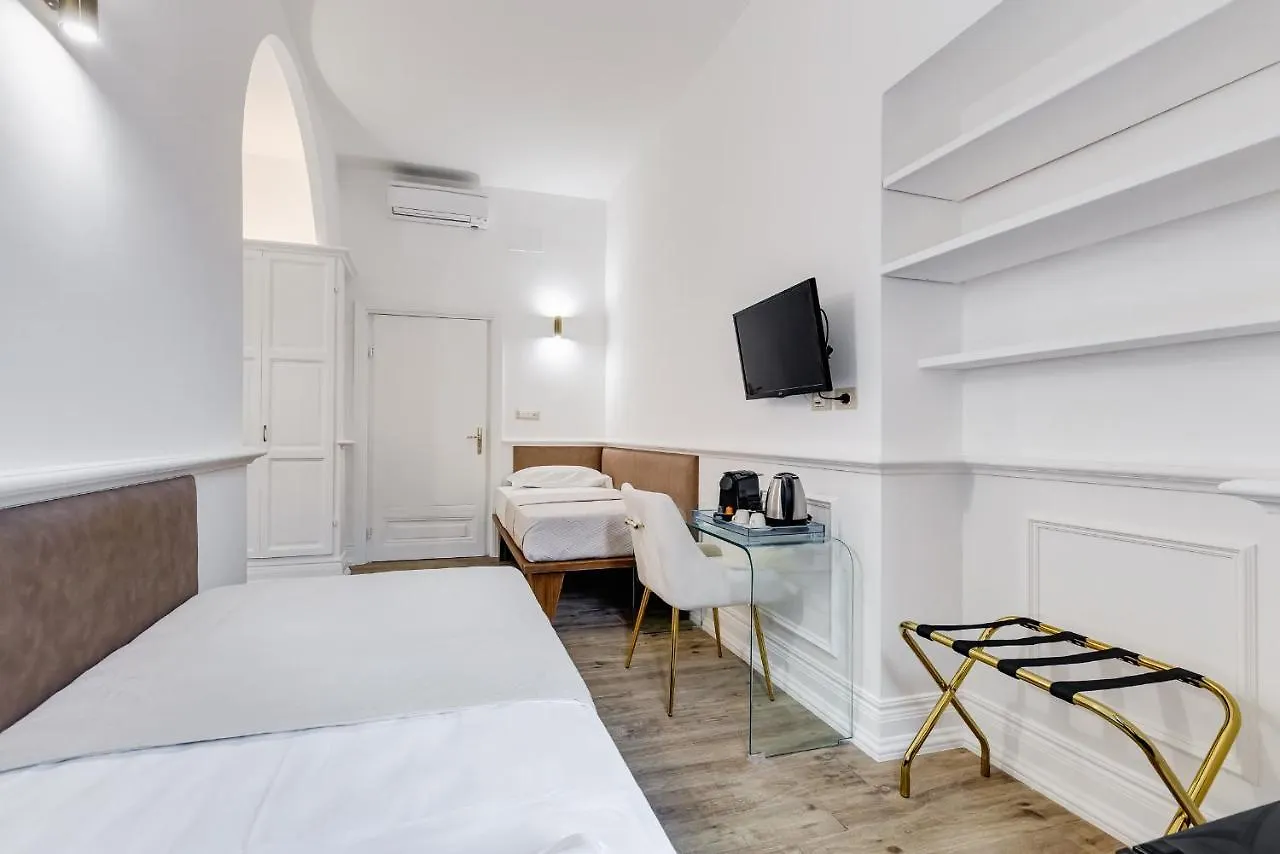Monti Suites Cavour Roma İtalya