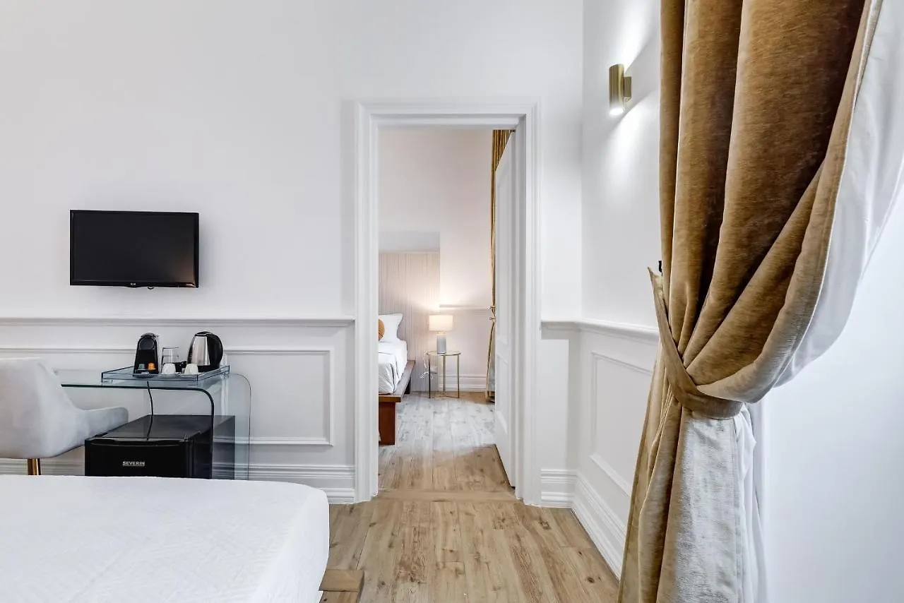 Monti Suites Cavour Roma Konukevi