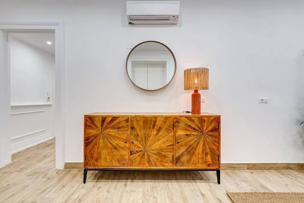 Konukevi Monti Suites Cavour Roma